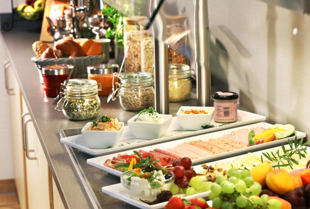 Jufa Hotel סבונין מראה חיצוני תמונה