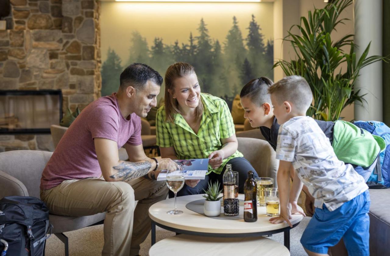 Jufa Hotel סבונין מראה חיצוני תמונה